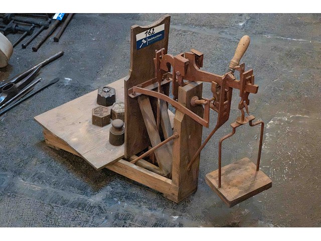 Kleine bascule met gewichten - afbeelding 3 van  3