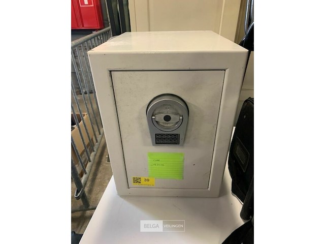 Kleine brandkast met cijfercombinatie - afbeelding 1 van  4