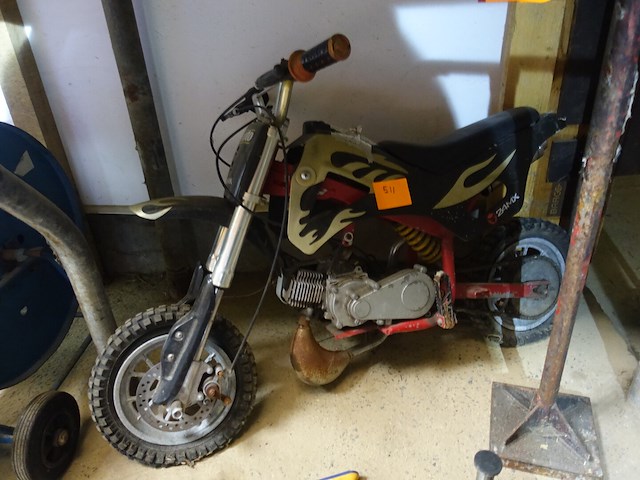 Kleine crossmotor (na te zien) - afbeelding 1 van  5