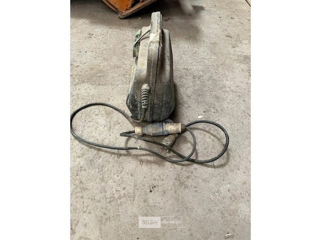 Kleine generator le lae - afbeelding 5 van  5