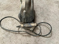 Kleine generator le lae - afbeelding 5 van  5