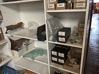 Kleine partij accessoires en installatiemateriaal - afbeelding 3 van  12