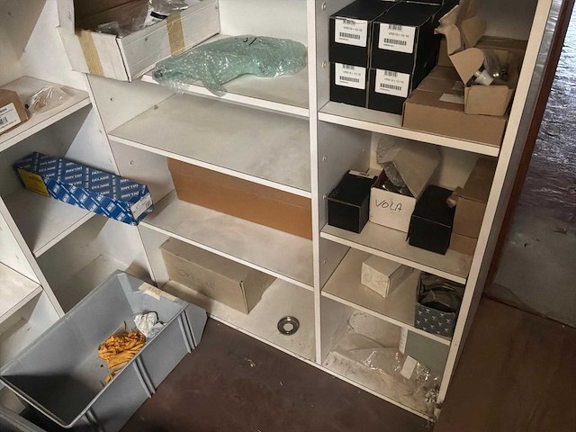 Kleine partij accessoires en installatiemateriaal - afbeelding 4 van  12