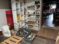 Kleine partij accessoires en installatiemateriaal - afbeelding 1 van  12