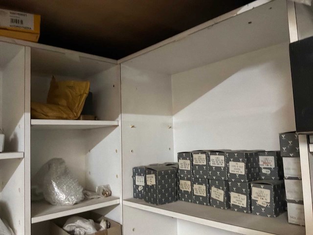 Kleine partij accessoires en installatiemateriaal - afbeelding 12 van  12