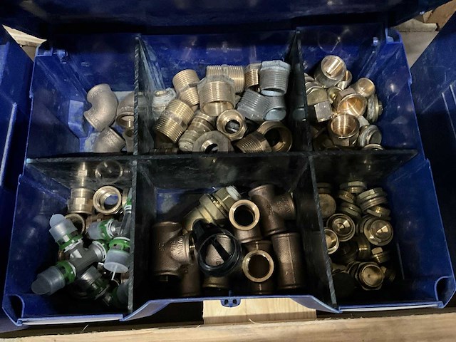 Kleine partij bouw- en bevestigingsmateriaal - afbeelding 10 van  22