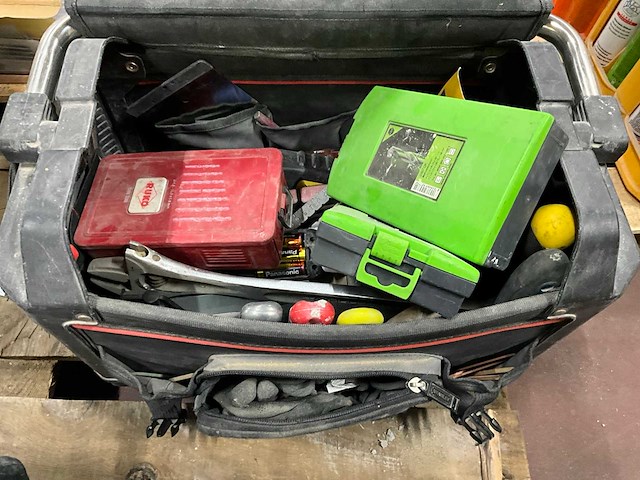 Kleine partij bouw- en bevestigingsmateriaal - afbeelding 34 van  35