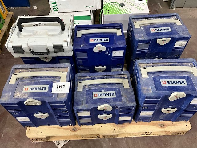 Kleine partij bouw- en bevestigingsmateriaal - afbeelding 1 van  22
