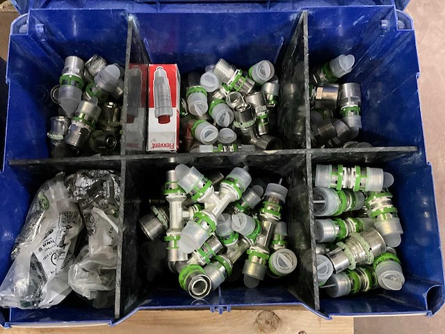 Kleine partij bouw- en bevestigingsmateriaal - afbeelding 15 van  22