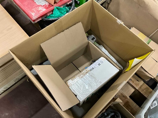 Kleine partij bouw- en bevestigingsmateriaal - afbeelding 21 van  35