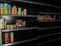 Kleine partij chips en borrelnootjes - afbeelding 1 van  1