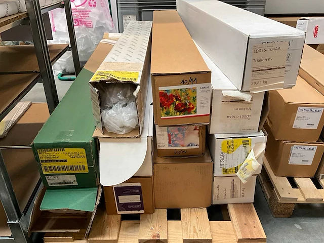 Kleine partij divers printmateriaal op rol - afbeelding 23 van  29