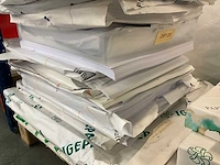 Kleine partij divers printmateriaal - afbeelding 41 van  42