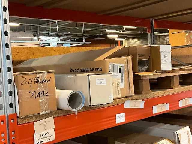 Kleine partij divers printmateriaal - afbeelding 12 van  46