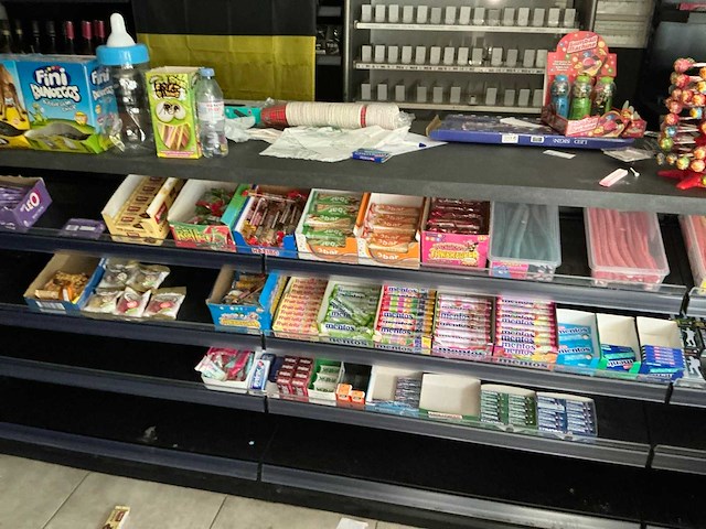 Kleine partij divers snoepgoed - afbeelding 1 van  1