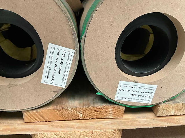 Kleine partij diverse printmedia - afbeelding 18 van  24