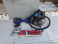 Afkomstig uit gerechtelijk beslag: motorfiets vespa en div. goederen