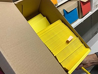 Kleine partij enveloppen en kokers - afbeelding 9 van  11
