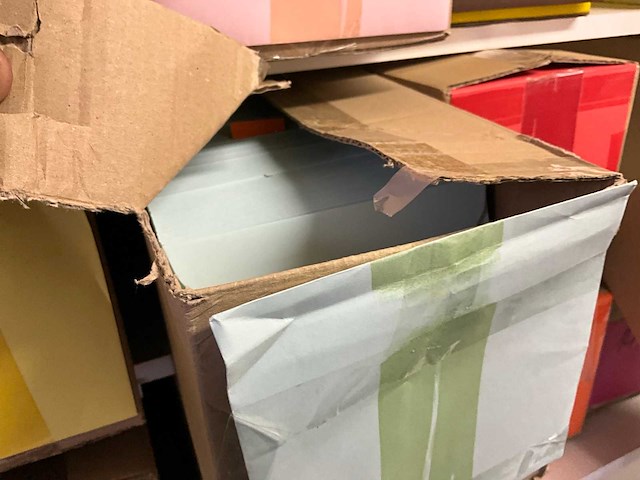 Kleine partij enveloppen en kokers - afbeelding 8 van  11