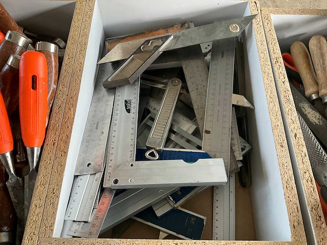 Kleine partij handgereedschap - afbeelding 12 van  12