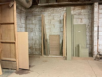 Kleine partij hout - afbeelding 2 van  6