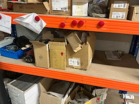 Kleine partij installatiemateriaal - afbeelding 6 van  8
