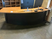 Kleine partij kantoormeubilair - afbeelding 1 van  4