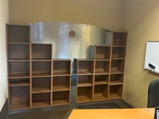 Kleine partij kantoormeubilair - afbeelding 4 van  4