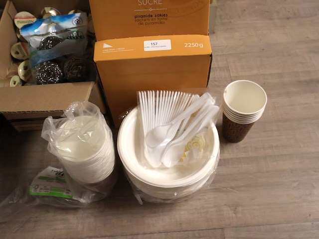 Kleine partij koffiebenodigdheden & eenmalig gebruik - afbeelding 6 van  6