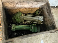 Kleine partij machineonderdelen - afbeelding 2 van  4