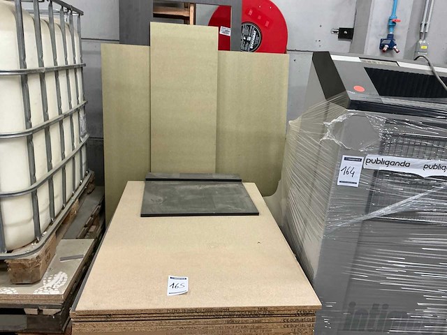 Kleine partij plaatmateriaal - afbeelding 2 van  2