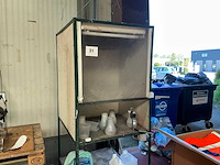 Kleine spuitkabine - afbeelding 2 van  4