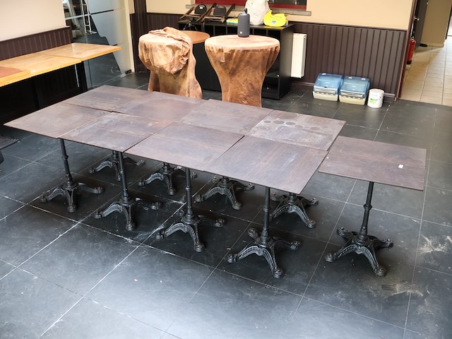 Kleine tafeltjes met gietijzeren poot (x9) - afbeelding 2 van  7