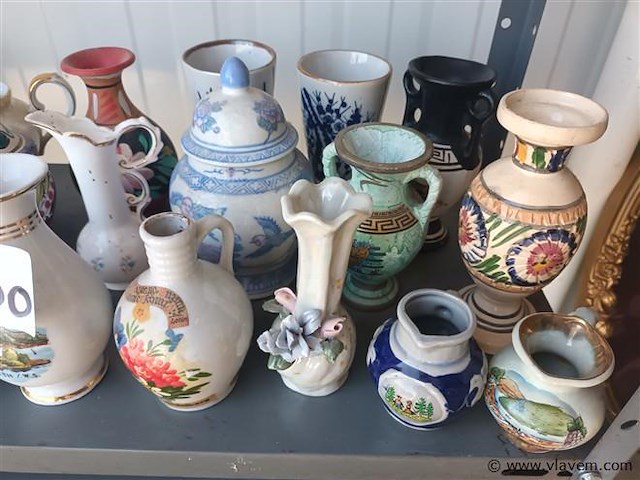 Kleine vaasjes. 18 stuks - afbeelding 3 van  4