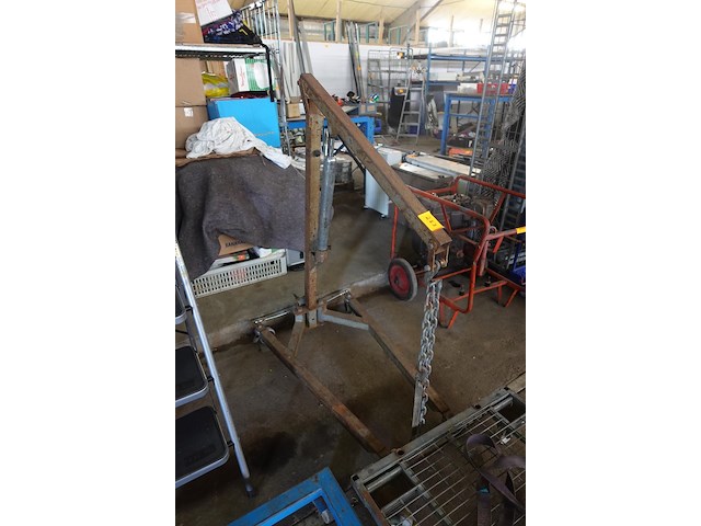 Kleine werkplaatskraan (giraffe) - afbeelding 1 van  1