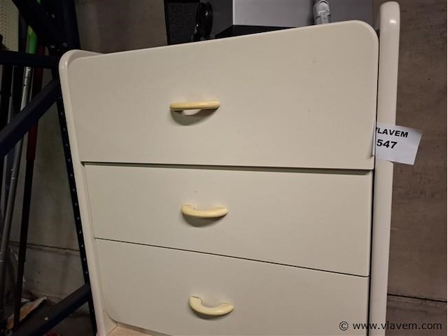 Kleinmeubel - afbeelding 3 van  3