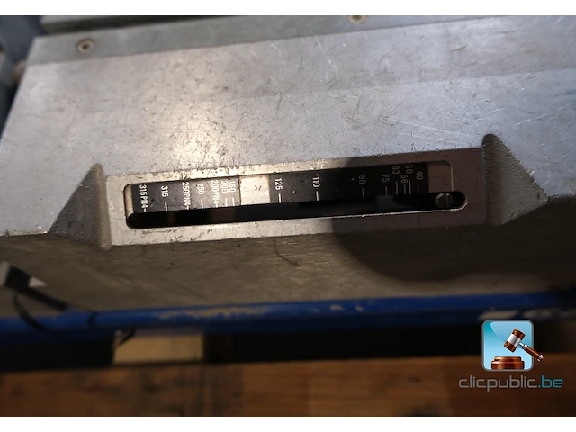 Klemframe voor een lasmachine - afbeelding 7 van  8