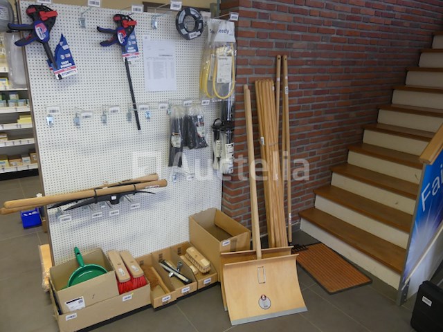 Klemmen, colsons, shlecktape, borstels, enzovoort. - afbeelding 1 van  14