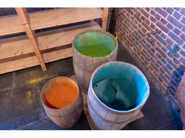 Kleurpigmenten blauw en groen, oranje lege ton - afbeelding 3 van  3