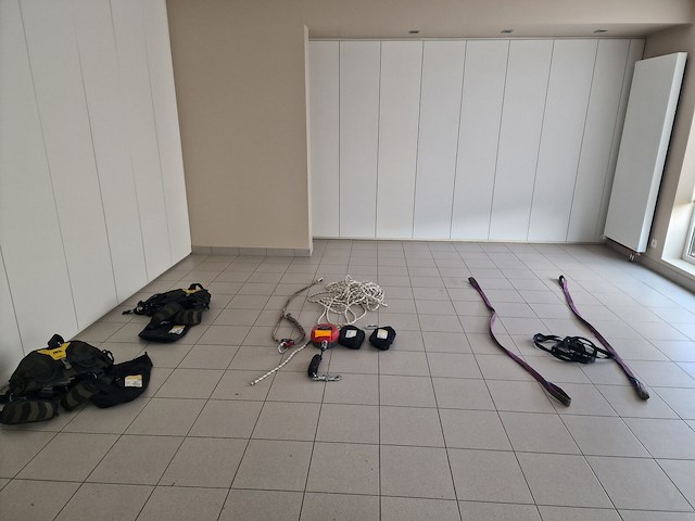 Klim- en hijsmaterialen - afbeelding 1 van  11