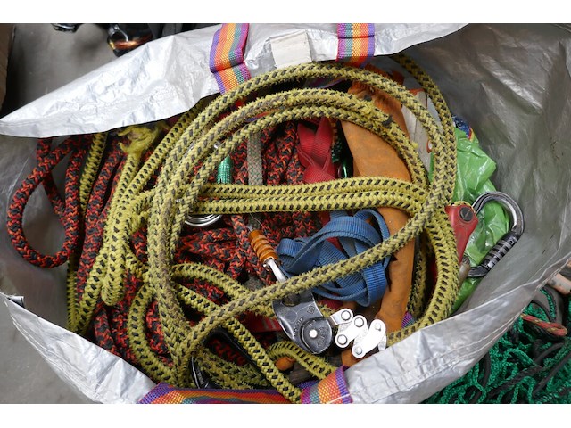 Klimmateriaal + sleepkabel en aanhangersnet - afbeelding 2 van  9