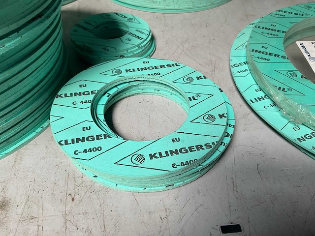 Klingersil c-4400 partij diverse pakkingen - afbeelding 6 van  9