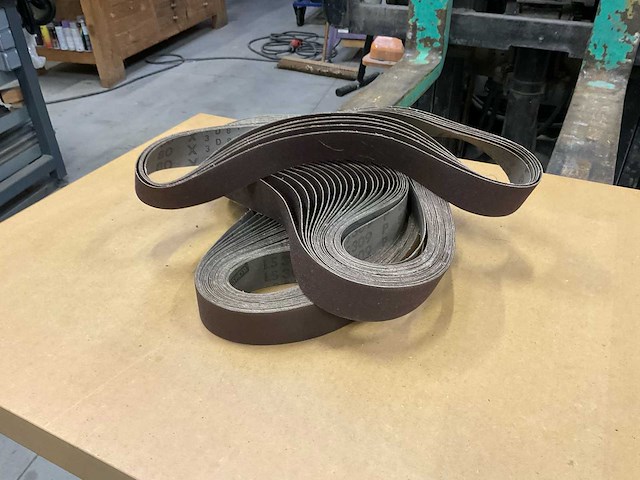 Klingspor ls 309 p80 schuurpapier - afbeelding 1 van  6