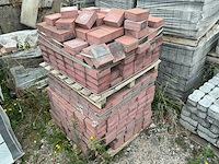 Klinker rood (12m2) (14x14x6cm) - afbeelding 1 van  2