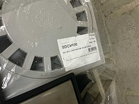 Klokterfputten-verluchting deksels-buisdeksels afdfekmateriaal - afbeelding 2 van  2