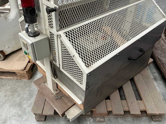 Kloostermans-huwaert beschermkap - afbeelding 5 van  11