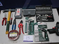 Klopboormachine - bosch - gsr 10,8-2-li set dopsleutels en bitjes - stalco - diverse maten set boorbits - stalco - x13 t-sleutel set - stalco lijmstrippen set kabelscharen slijpschijven - stanley - 125 mm