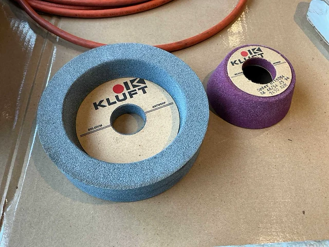Kluft slijpsteen (2x) - afbeelding 1 van  5
