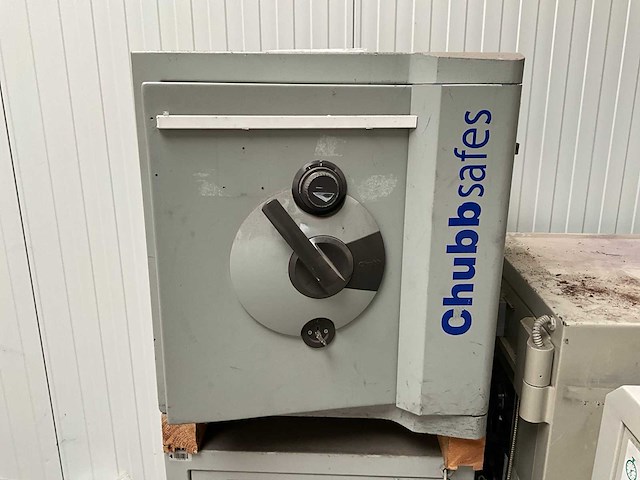 Kluis (13x) - afbeelding 12 van  21