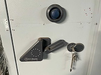 Kluis (3x) - afbeelding 10 van  13